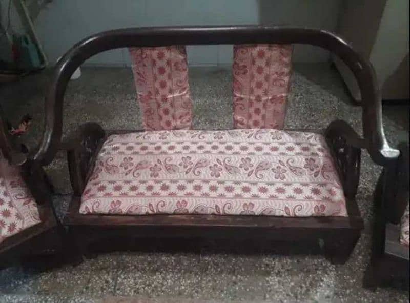 4 seater sofa 1