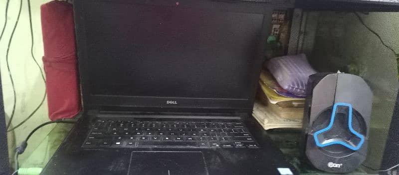 Dell  laptop core i3 6th generation 4