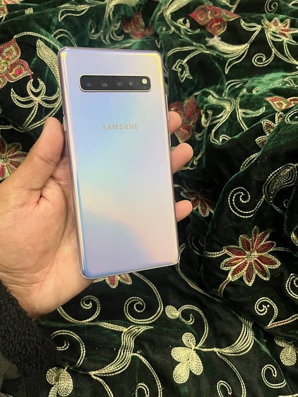 Samsung S10 5g 8/256 2