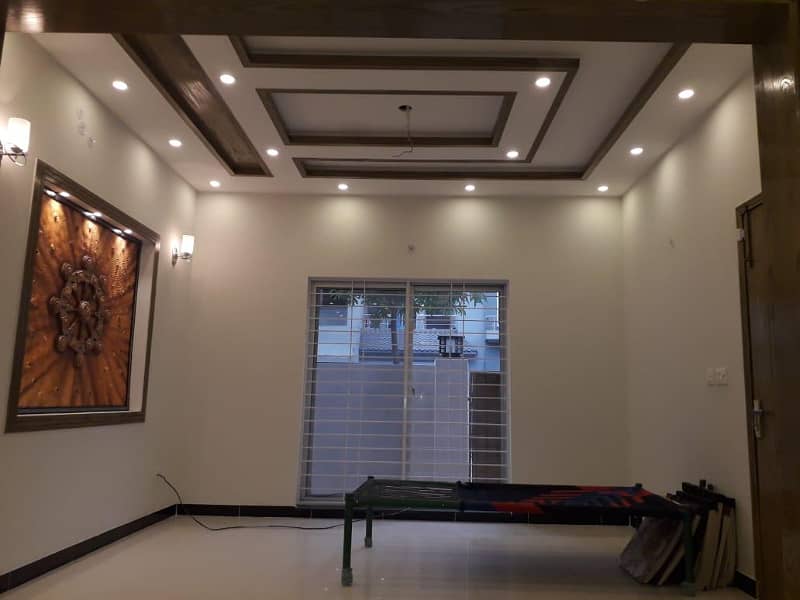 5 Marla Brand New Luxury House For Sale In Bahria Town Lahore. 7