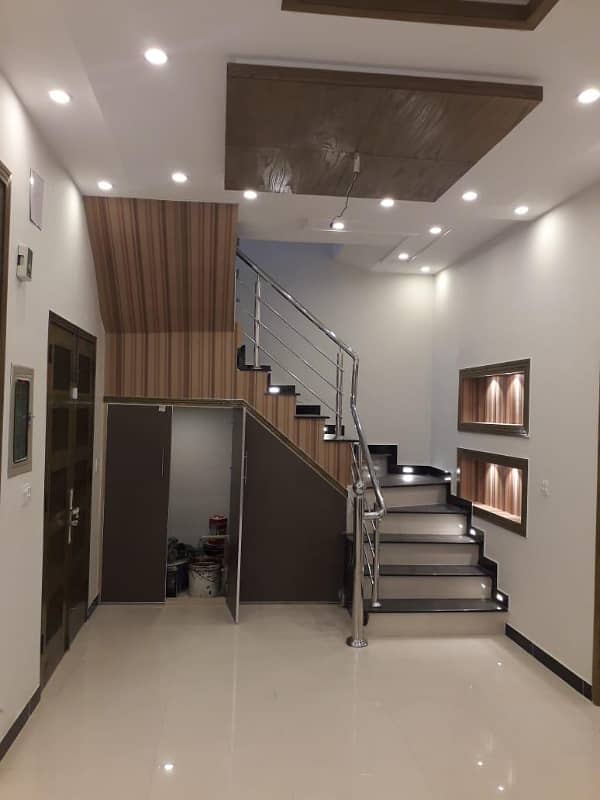 5 Marla Brand New Luxury House For Sale In Bahria Town Lahore. 10