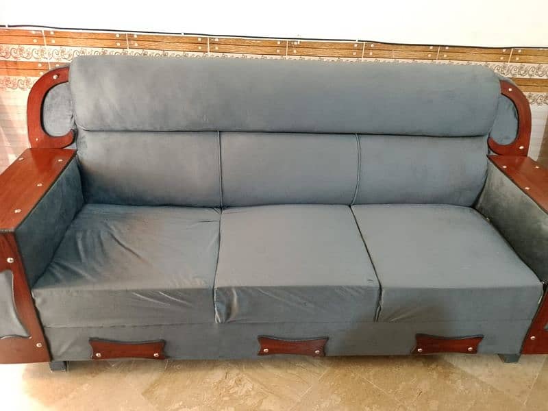 sale sofa 6 seater 0