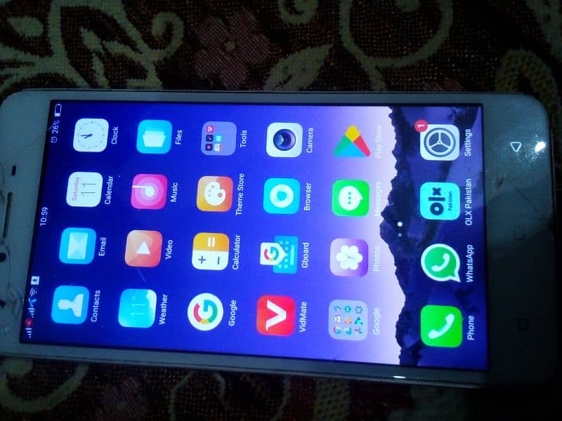 oppo A37 2 16 mai condition ap k samna hai 3