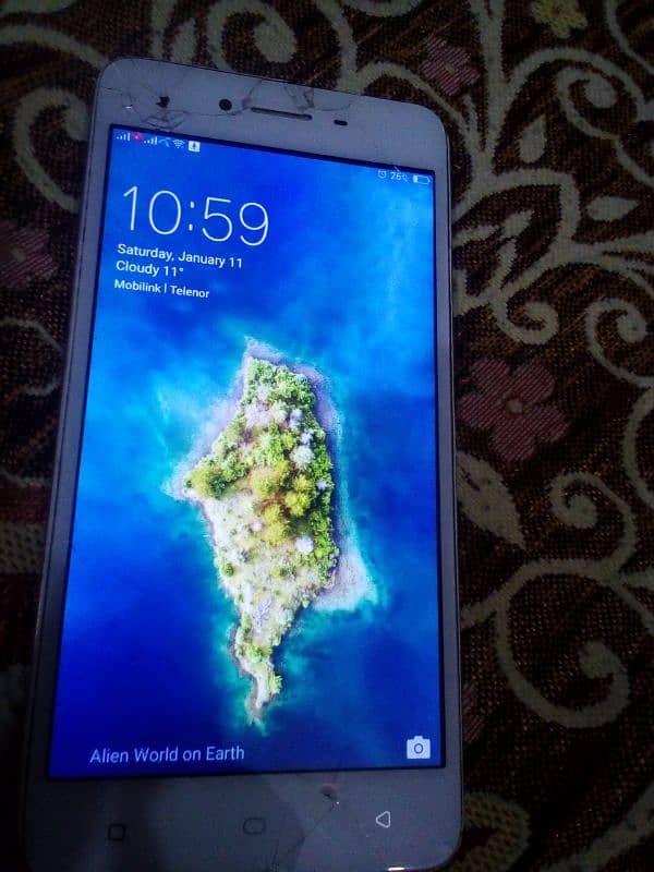 oppo A37 2 16 mai condition ap k samna hai 4