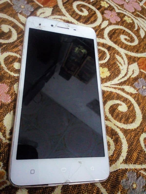 oppo A37 2 16 mai condition ap k samna hai 6