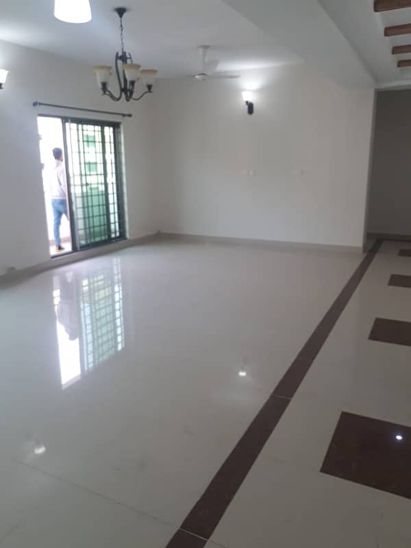 10 Marla 3 Bedrooms Apartment Available For Rent In Sector F Askari 10 Lahore Cantt 0