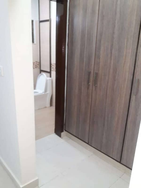 10 Marla 3 Bedrooms Apartment Available For Rent In Sector B Askari 11 Lahore 7