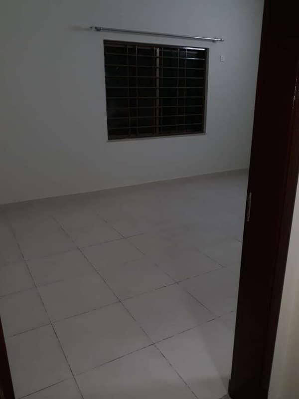 10 Marla 3 Bedrooms Apartment Available For Rent In Sector B Askari 11 Lahore 9