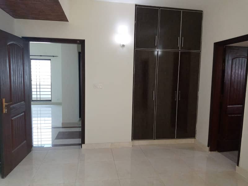 10 Marla 3 Bedrooms Apartment Available For Sale In Sector F Askari 10 Lahore Cantt 15