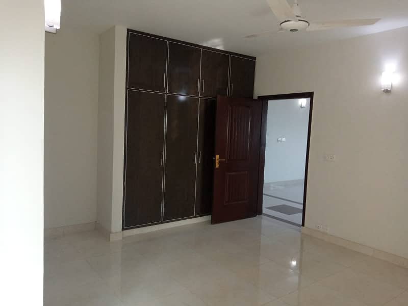 10 Marla 3 Bedrooms Apartment Available For Sale In Sector F Askari 10 Lahore Cantt 21