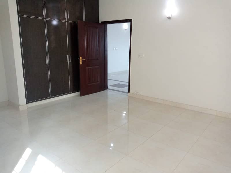 10 Marla 3 Bedrooms Apartment Available For Sale In Sector F Askari 10 Lahore Cantt 22