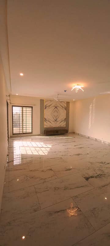 10 Marla 3 Bedrooms Apartment Available For Sale In Sector D Askari 11 Lahore 2