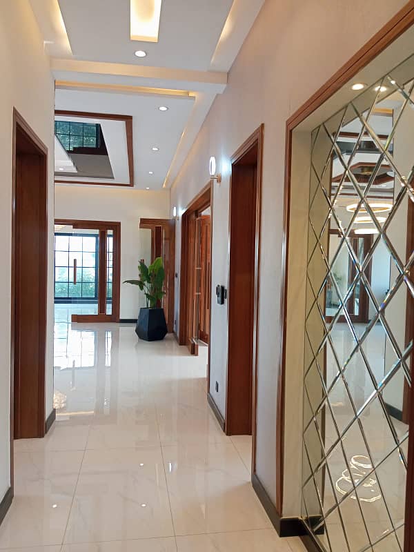 1 kanal Full House For Sale in DHA Phase 7 T Block Lahore 15