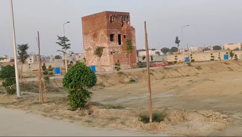 3 Marla plot for sale in UNION GREEN college road 0