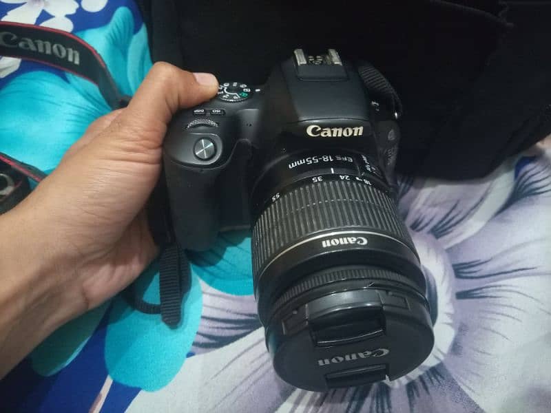 Canon EOS 200D | 18×55 Lens | Very good condition 6