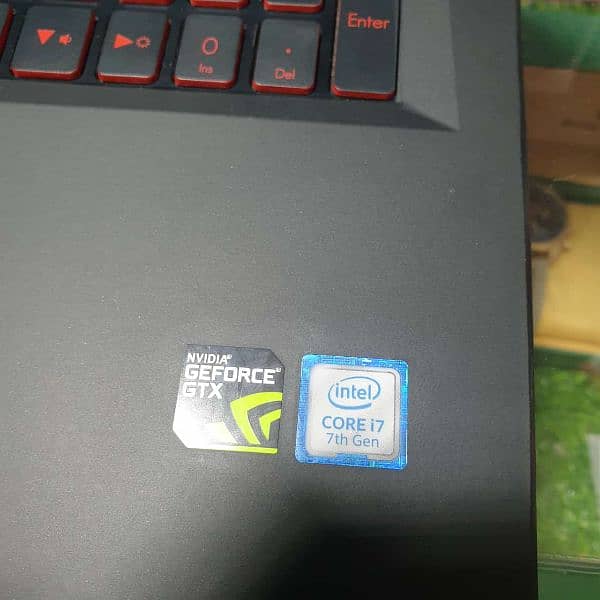 nitro gaming laptop i7 7 generation 16 RAM. 128 sad 500gb hard 0