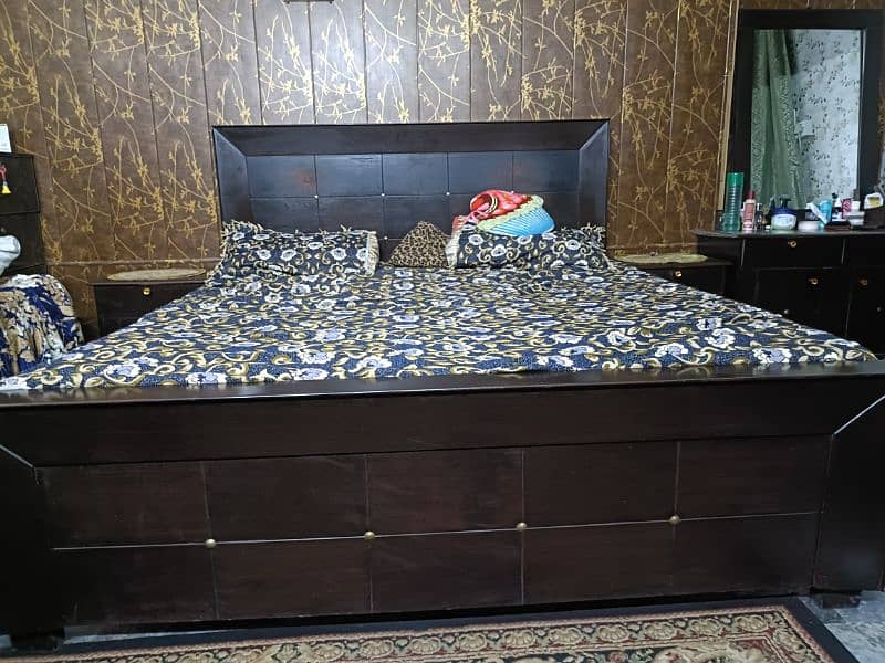 Wood Bed Home Used 1