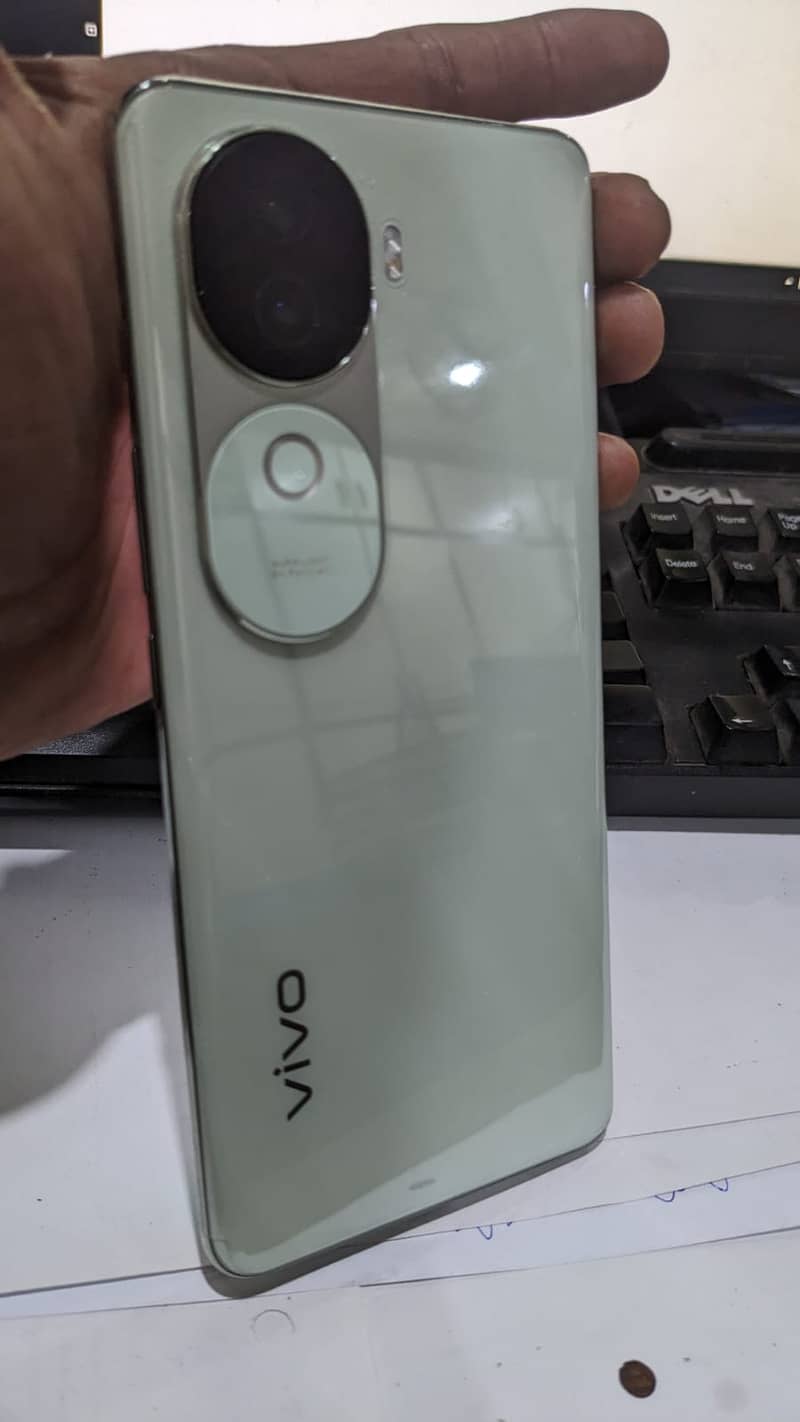 Vivo V40e No Exchange (Only cash Required 1