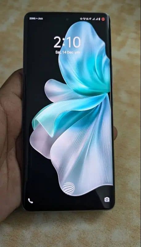 VIVO V30 1