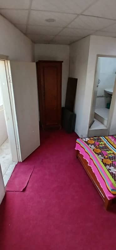 Furnish Room For Rent Unfurnished Both Room Available For Rent 3