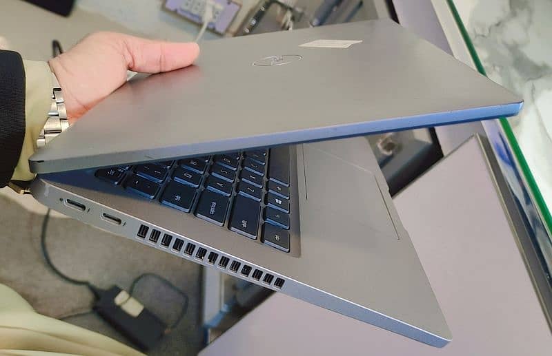 Dell Latitude 5420 4