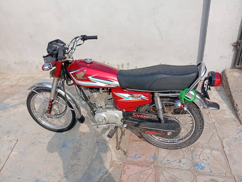 Honda 125 pindi number 5