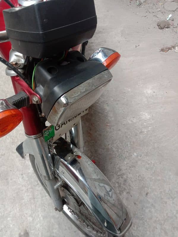 03037176070 Honda CD 70 cc good condition bike ha 7