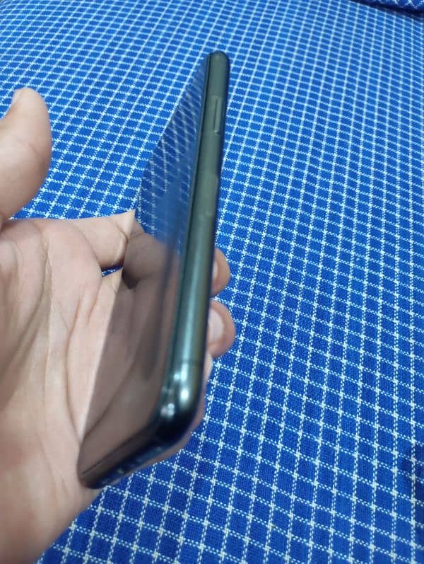 iphone 11 pro non PTA 3