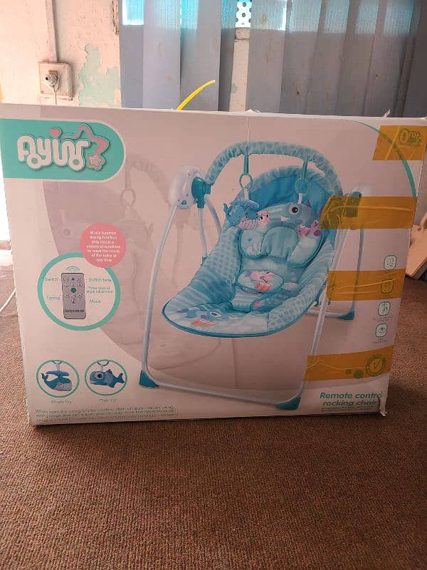 Remote control baby swinger 1