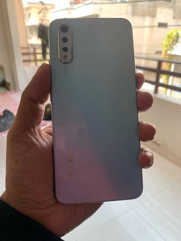 Vivo S1 5