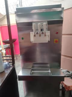 Cone Ice Cream Machine 03060670984