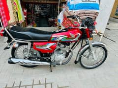 Honda 125 23 model near bilal hospital Affandi colony sadiqabad Rwp