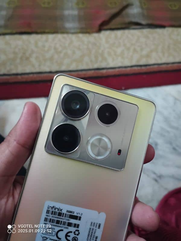 infinix note 40 complete box 3