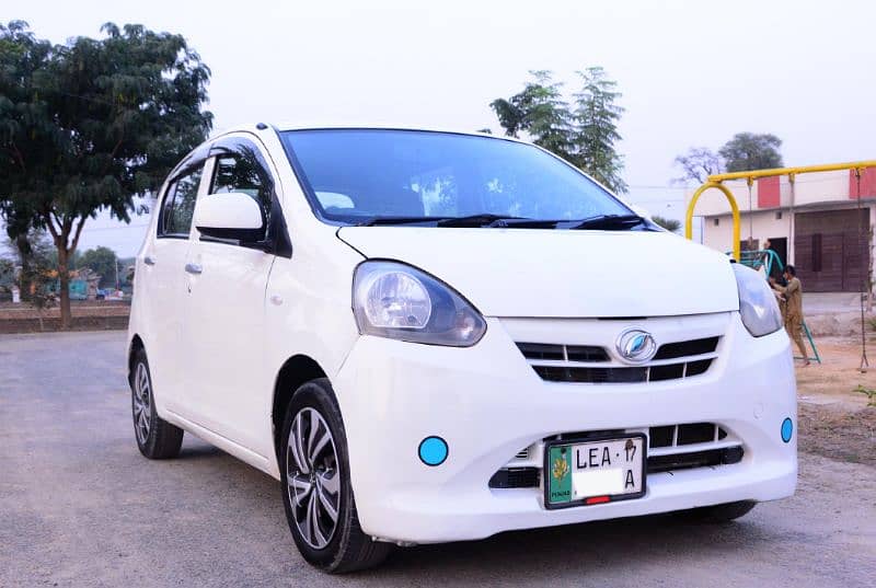 Daihatsu Mira 2013 9