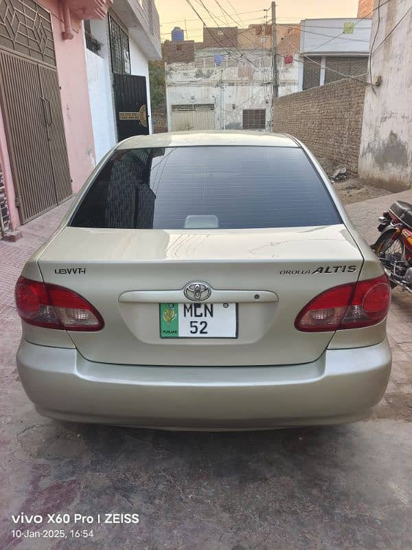 Toyota Corolla Altis 2006 4