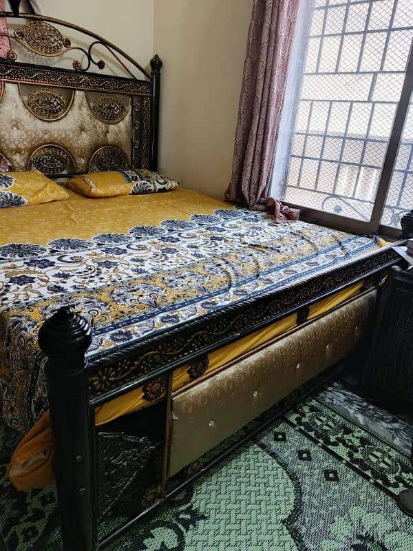 king size iron bed with mattress 4