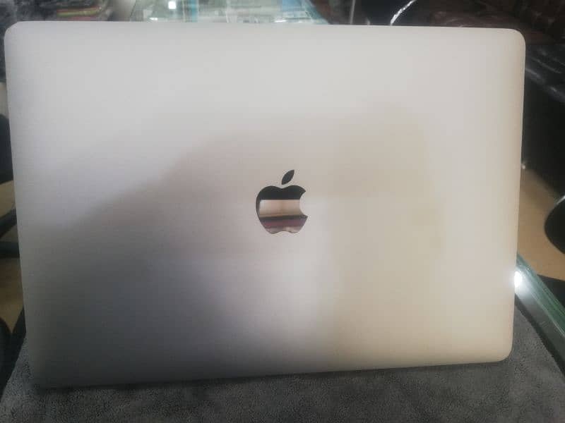 Macbook pro M1 2