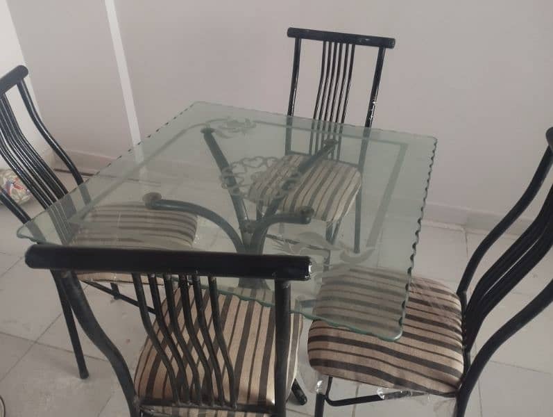 Dining table for sale 1