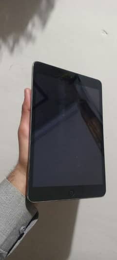 Ipad mini 2 10/10 condition 32 GBfull ok set