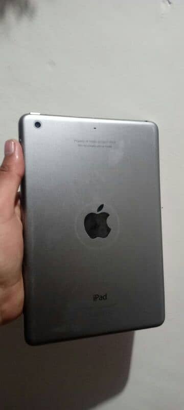 Ipad mini 2 10/10 condition 32 GBfull ok set 4