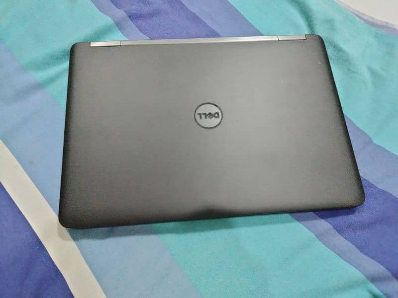 core i 5 4th generation 8gb ram 256gb ssd +graphic card 1