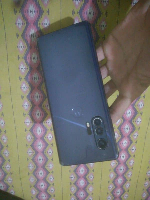 Motorola Edge plus for sale 9