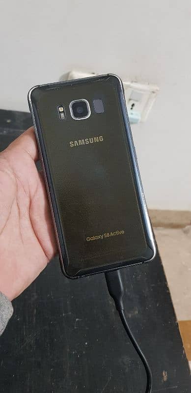 Samsung S8 Active 2