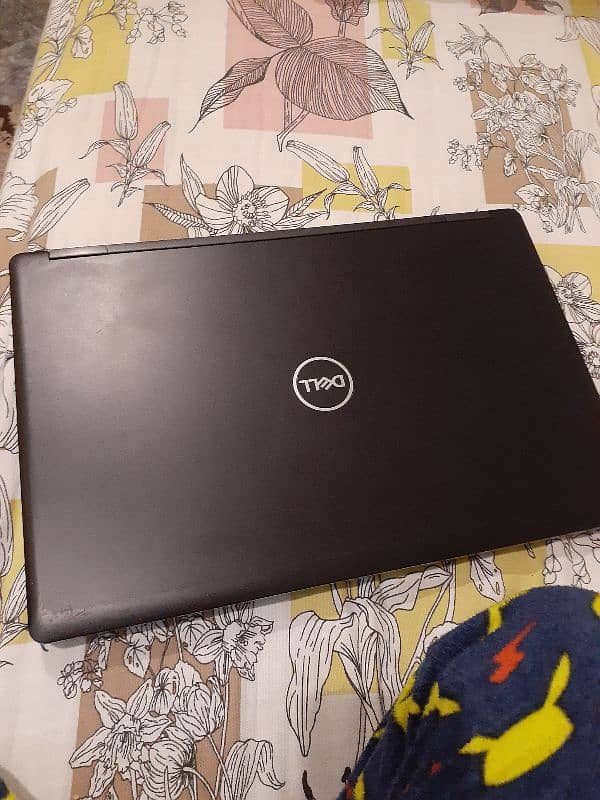 dell laptop  black colour 0