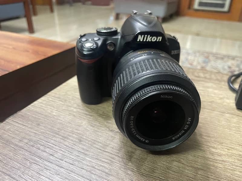 Nikon D3000 + 18-55mm Lens + charger + Bag 5