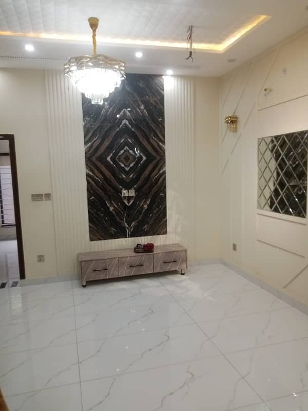 5 Marla Brand New Double Storey Prime Location House in Tulip Block Parkview City Lahore 17