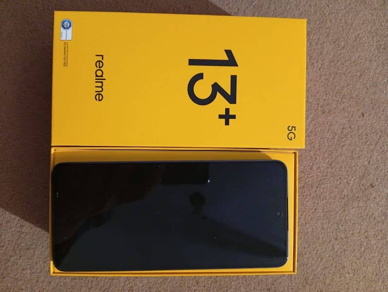 Realme 13+5g 12 256gb dark purple 1