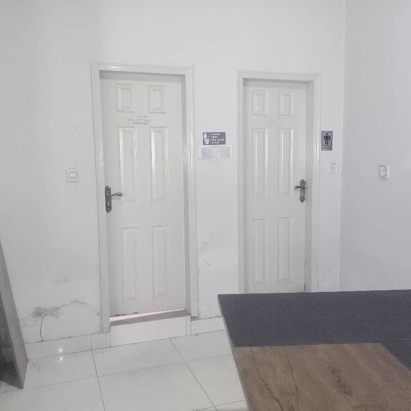 Commercial Semi Furnished Floor Available For Software House and Cooperate Office. 22