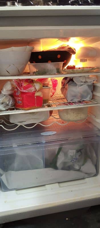 I'm selling my Haier fridge 3