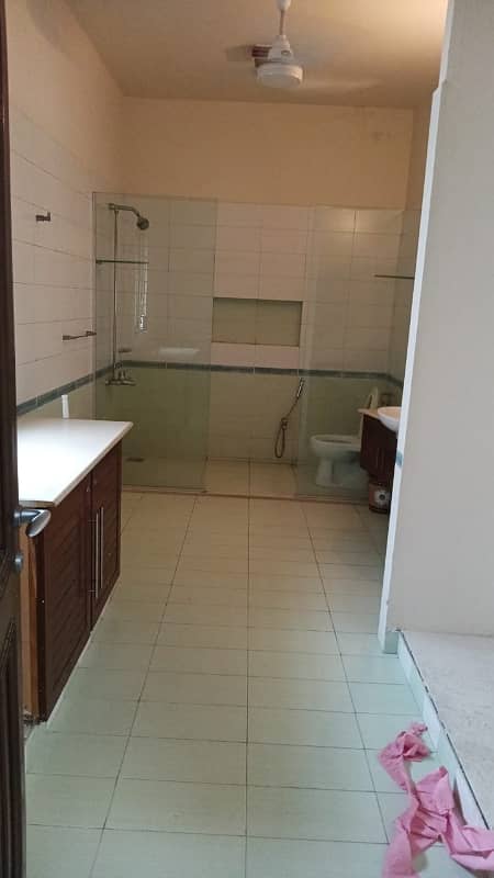 Kanal Semi Commercial Bangalow Available For Software House. 16